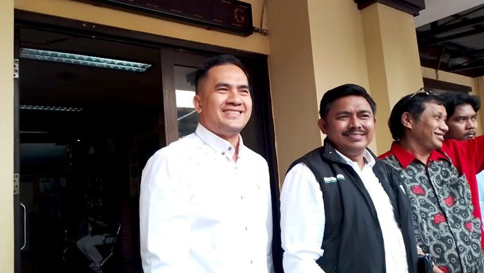 Saipul Jamil Ngira Dibegal saat Diamankan, HP Baru Dipeluk Erat