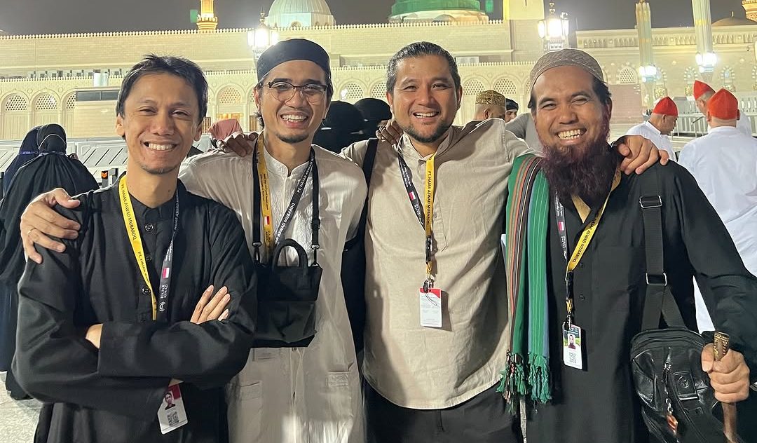 Sheila On 7 Umrah, Salman Sakti: Nunggu 18 tahun untuk bisa begini