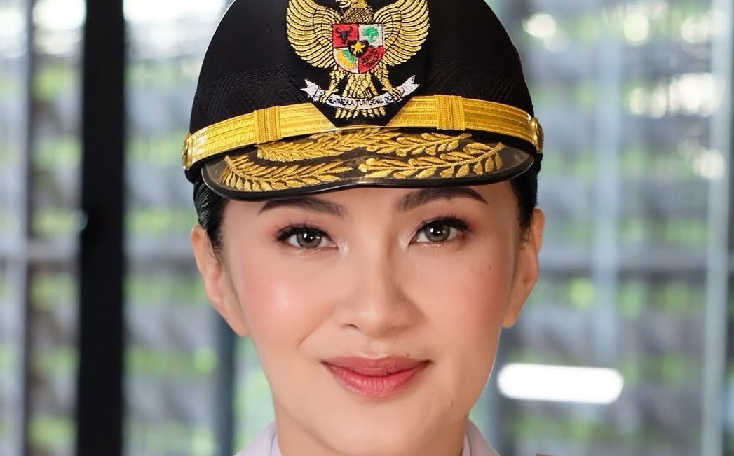 8 Potret Kece Sherly Tjoanda, Gubernur Maluku Utara Paling Tajir