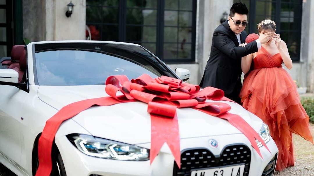 Angela Tee Dapat Mobil Seharga Rp2,9 M dari Suami, Hadiah Melahirkan Anak Kedua