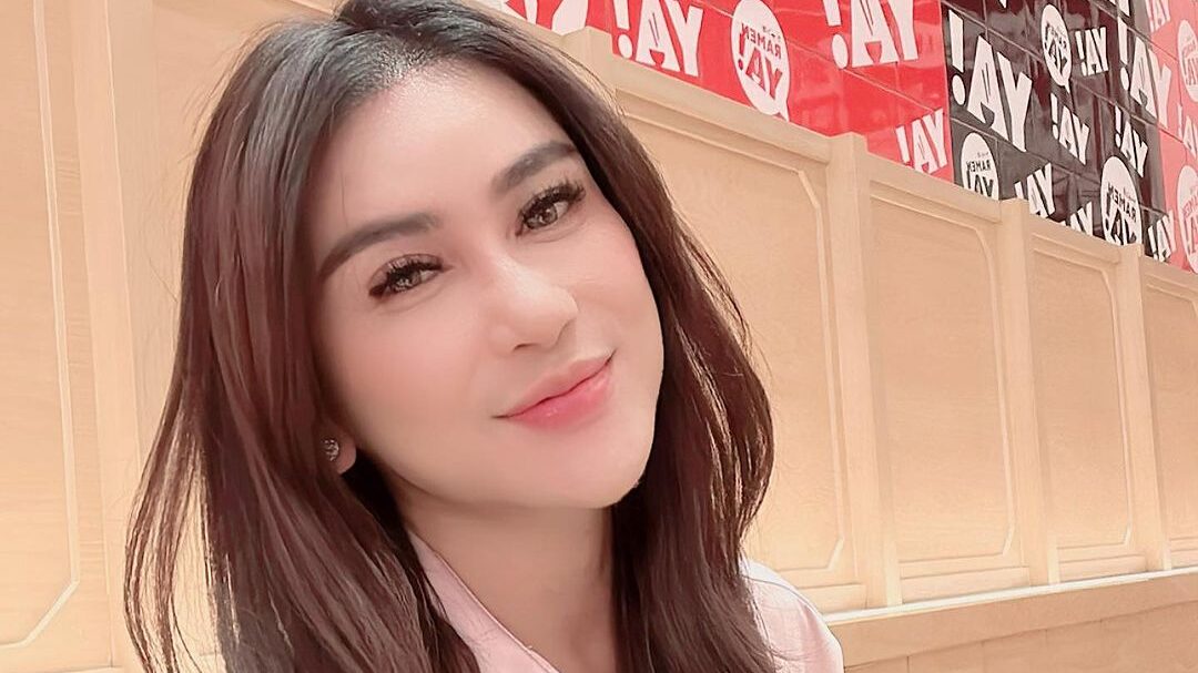 Bebizie Seksi tapi Anak Berhijab Memancing Hujatan