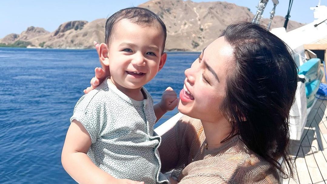 Jessica Iskandar Kabarkan Kondisi Terkini Putranya yang Alami Infeksi Kelenjar Getah Bening