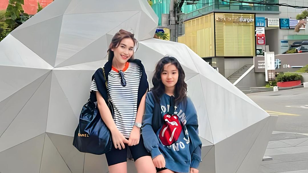 Dikenal Sopan dan Punya Attitude yang Baik, Intip Lagi Pola Asuh Ayu Ting Ting Besarkan Bilqis Tanpa Suami