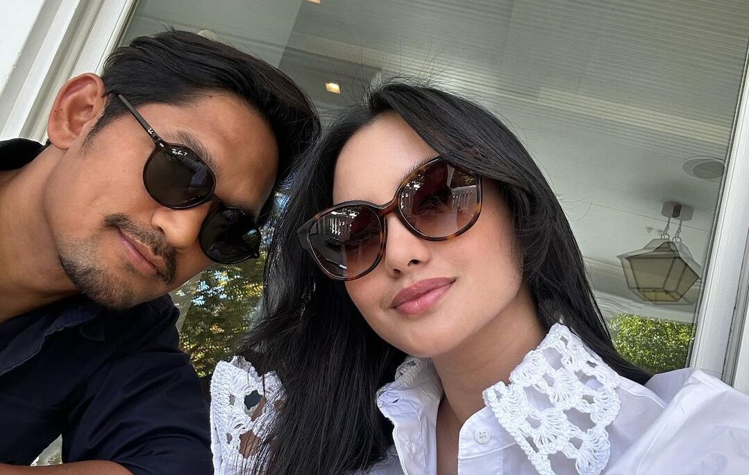 5 Potret Hot Mama Ririn Ekawati yang Makin Tua Makin Jadi, Gak Nyangka Satu Anaknya Sudah Kuliah!