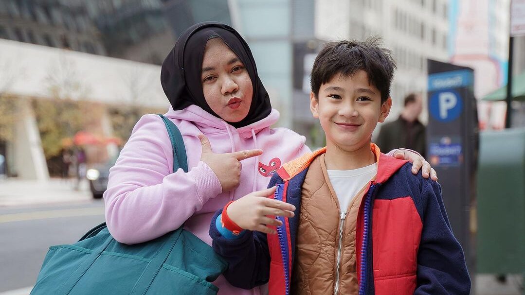 Mbak Lala Dapat Silver Play Button, Ada Jasa Rafathar