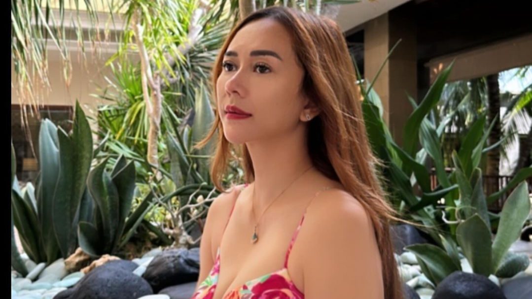 Aura Kasih Susah Payah Urus Anak, Cuek Eks Suami Tak Beri Nafkah