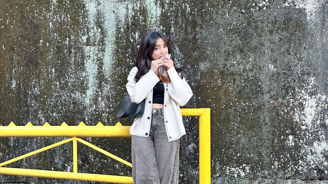 Fuji Trauma Main Film Usai Dikritik Aktingnya Kurang Bagus