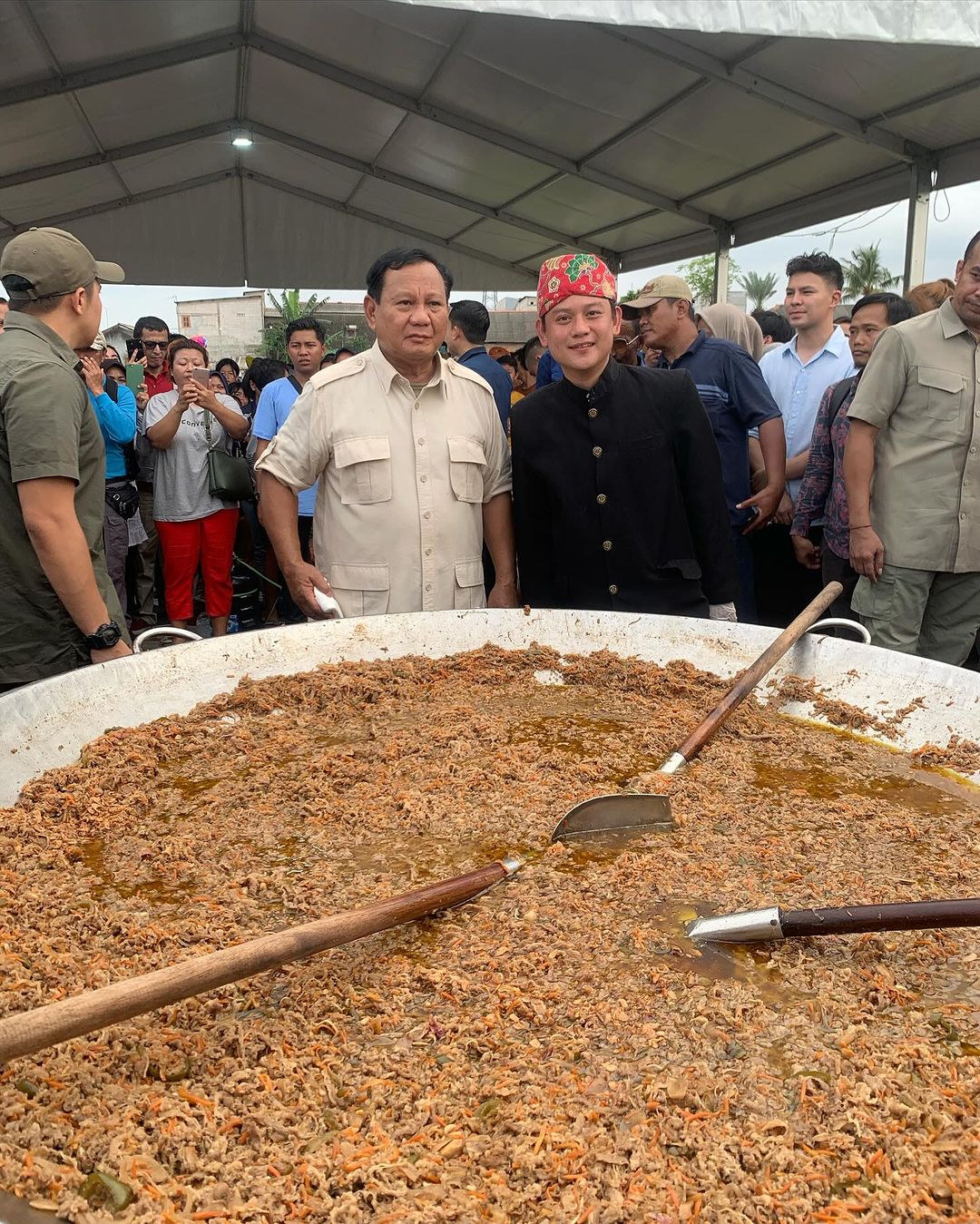Momen Prabowo Subianto Jadi QC Masakan Youtuber Bobon Santoso di Cilincing