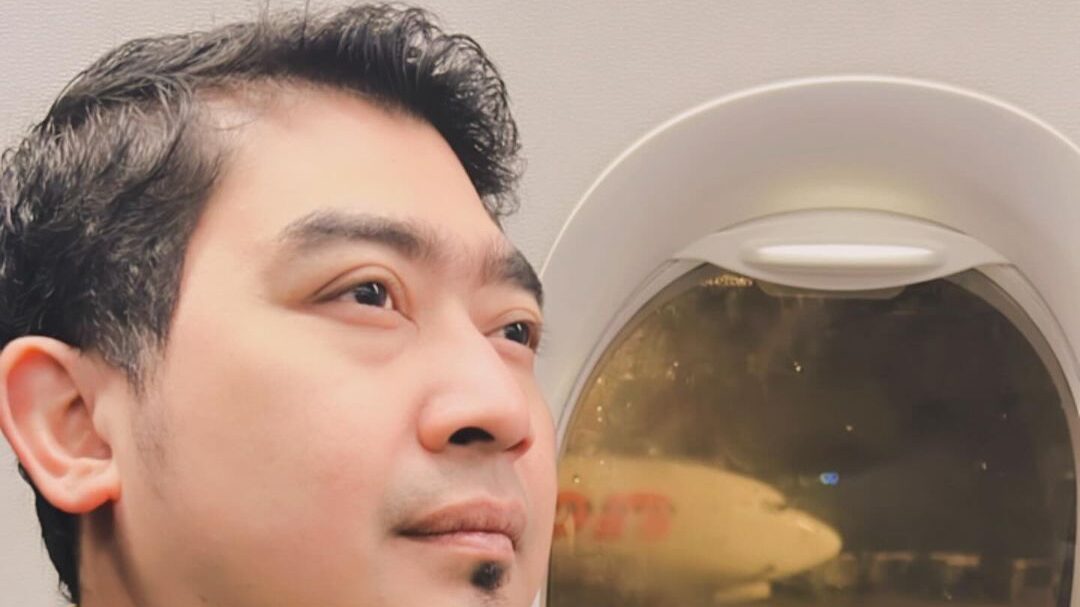 Ustaz Solmed Pamer Rumah Mewah, April Jasmine Flexing Barang Branded