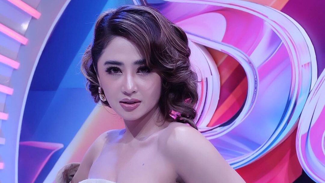 Rully Jawab Isu Selingkuhi Dewi Perssik: Cuma Senang-senang