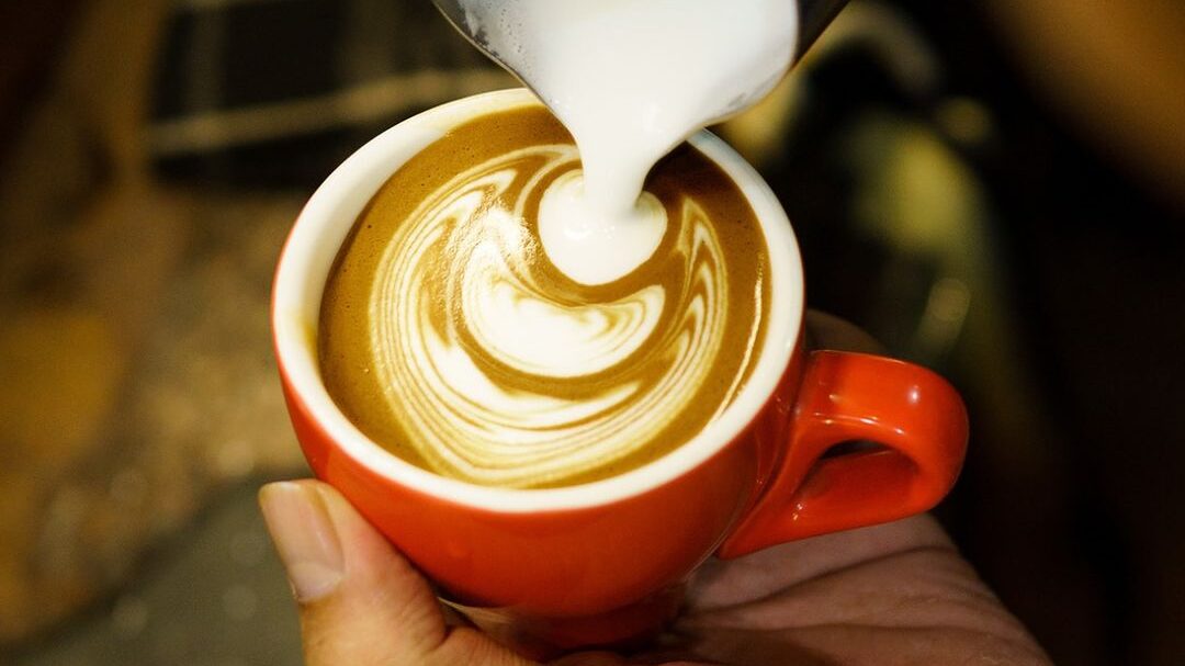 6 Tempat Ngopi Terbaik di Jakarta: Review Jujur dari Pecinta Kopi