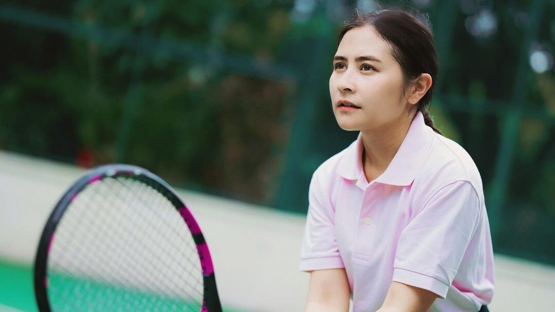 Jarang Pamer, Prilly Latuconsina Tenteng Tas Branded Unik dan Ikonik Rp 75 Jutaan