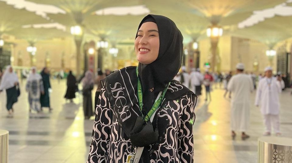 Bikin Haru, Polosnya Si Bungsu Belum Terima Stevie Agnecya Meninggal Dunia