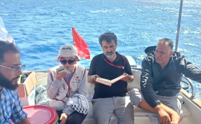 Gelap Gulita, Wanda Hamidah Bagikan Momen Malam Pertama di Kapal yang Berlayar ke Gaza!