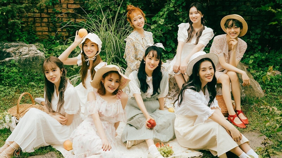 Weki Meki Resmi Bubar, Kontrak Choi Yoojung dan Kim Doyeon Masih Belum Jelas