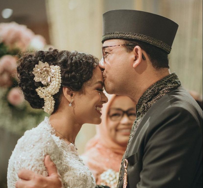 Ketahui 5 Alasan Anak Perempuan Lebih Dekat dengan Ayahnya