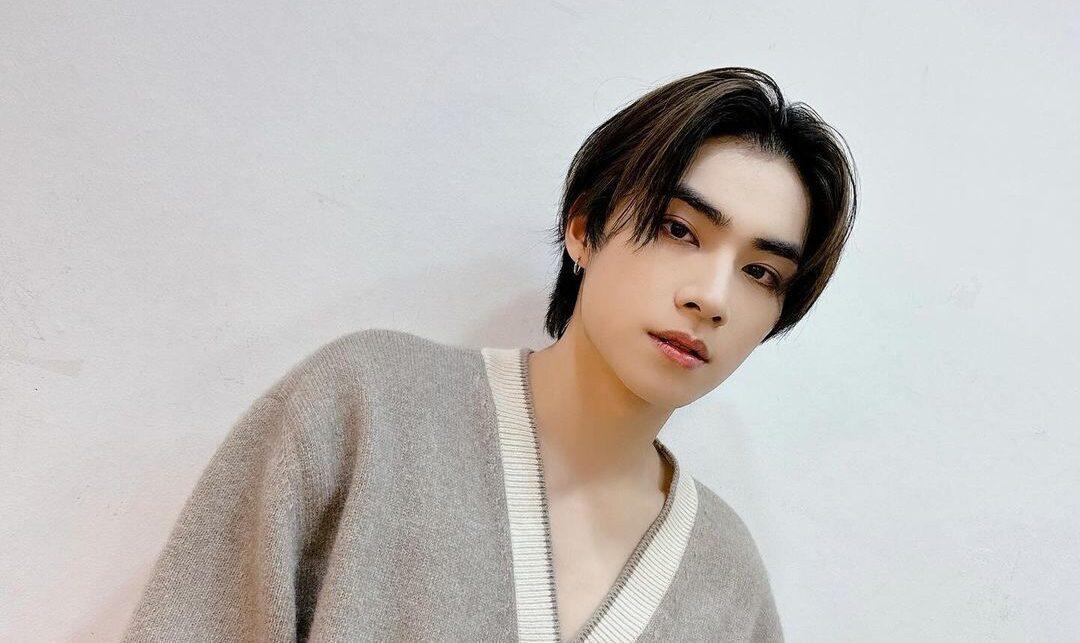 Ekspresi Xiaojun WayV Bertemu Lucas di Panggung The Show Tuai Pujian
