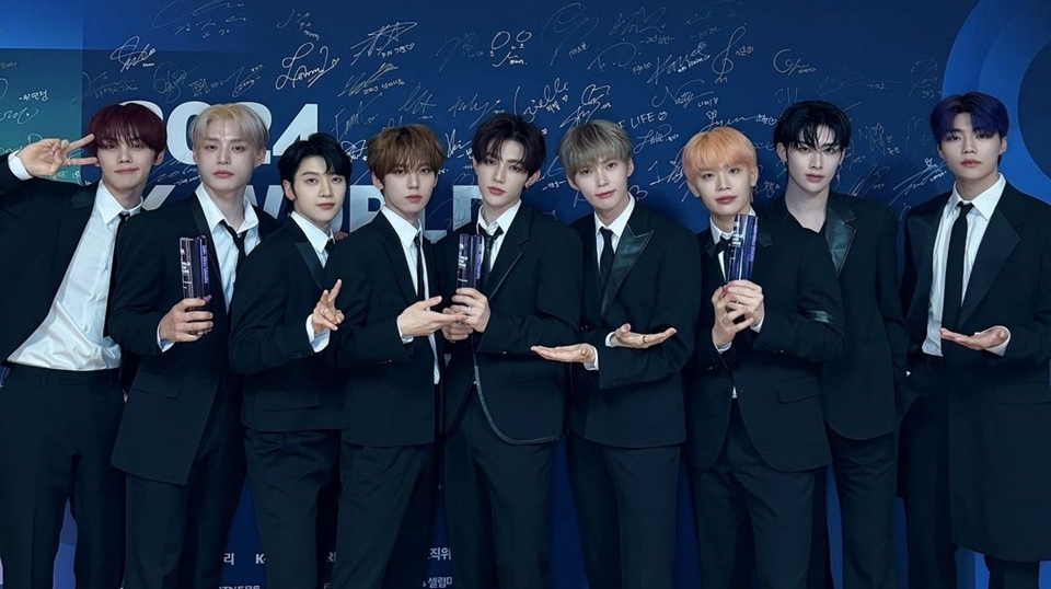 ZEROBASEONE Donasi untuk Anak-Anak dengan Leukima usai Menang 'M! Countdown'