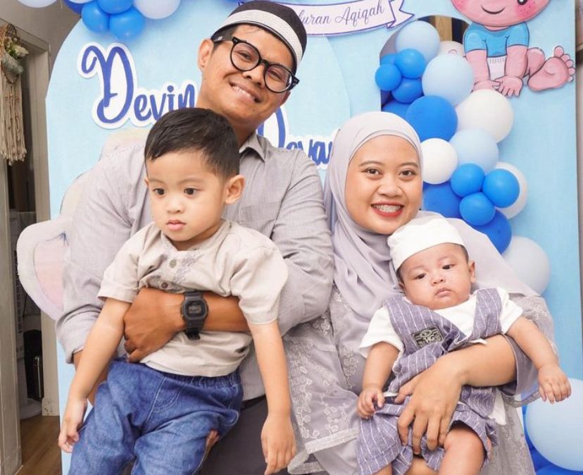 Ragam Risiko Hamil Kembar Seperti yang Dialami Komika Musdalifah