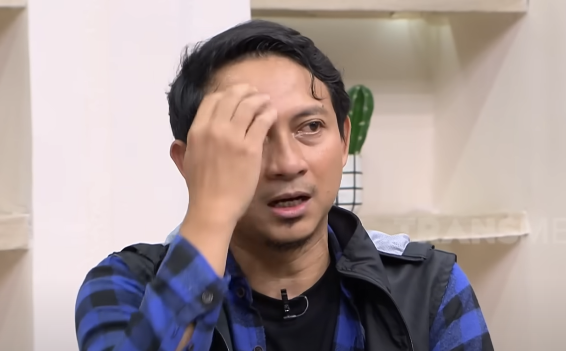 Bikin Nangis! Kisah Aden Bajaj Rela Keluar Masuk Kandang Bau demi Nafkahi Keluarga