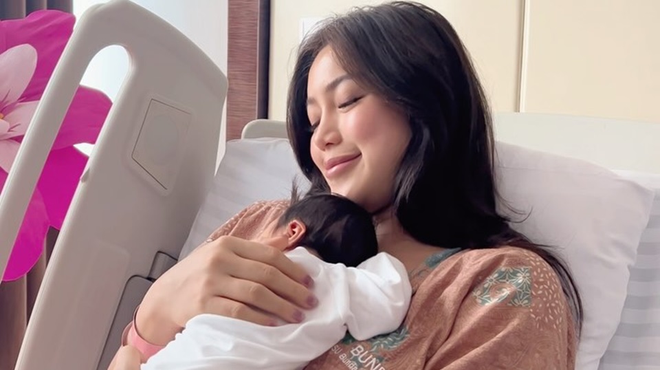 Jessica Iskandar Akhirnya Perlihatkan Paras Cantik Anak Ketiga, Namanya Hagia
