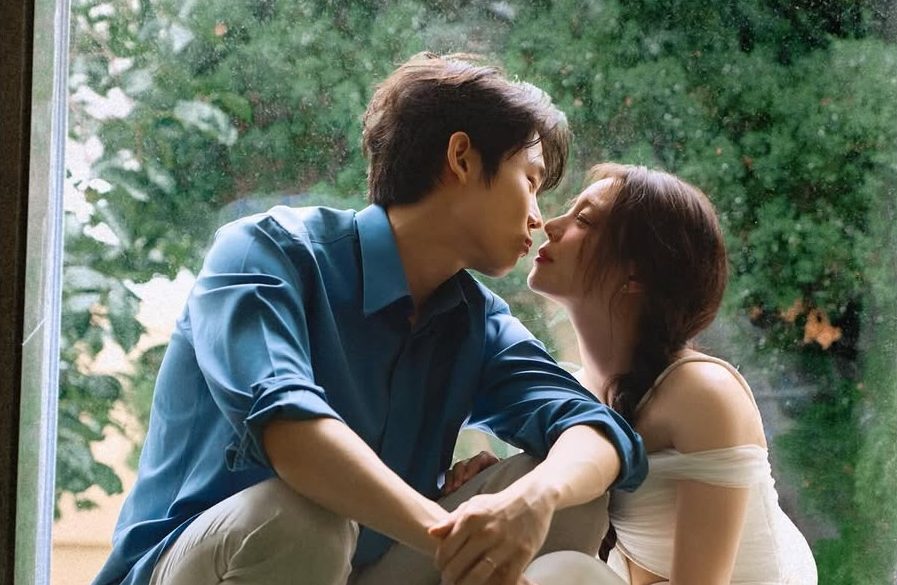 Gemas Banget! Ailee Pamer Foto Prewedding dari Baju Rumahan hingga Dress