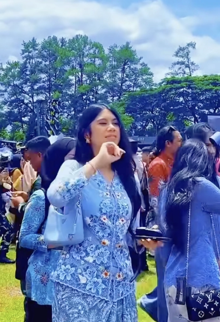 Aira Yudhoyono Di Wisuda Jurit Rizky Bantayan. [TikTok