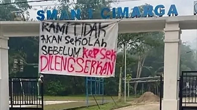 Aksi Siswa Sma Mogok Belajar