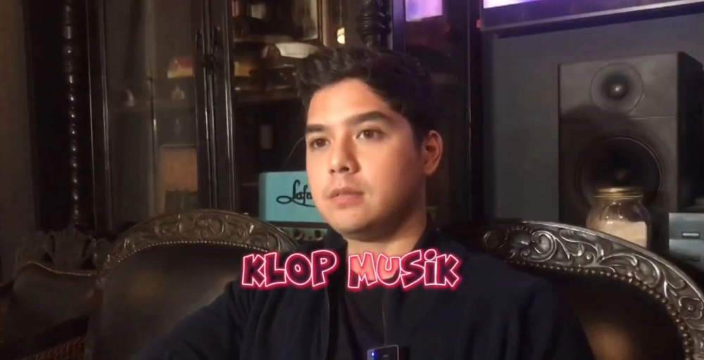 Al Ghazali Tak Akan Ungkap Wajah Anak [Sumber: Youtube Klop Musik]