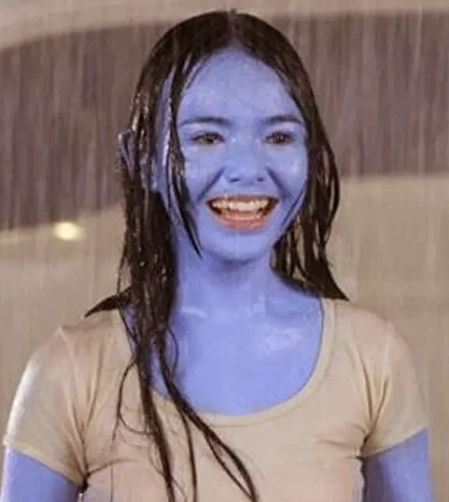 Amanda Manopo Saat Berperan Di Sinetron Biru. 