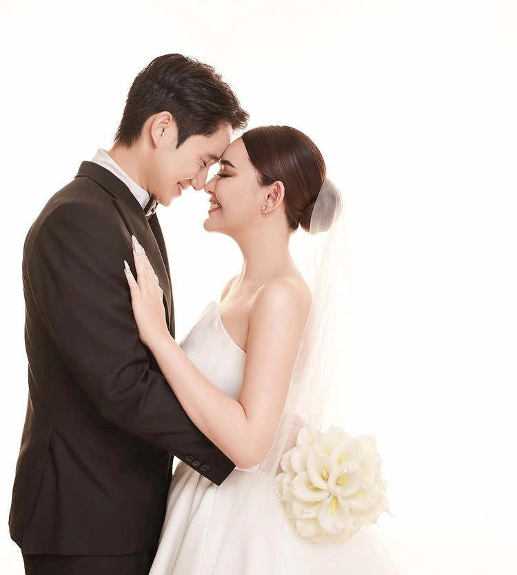 Amanda Manopo Saat Menikah Dengan Kenny Austin