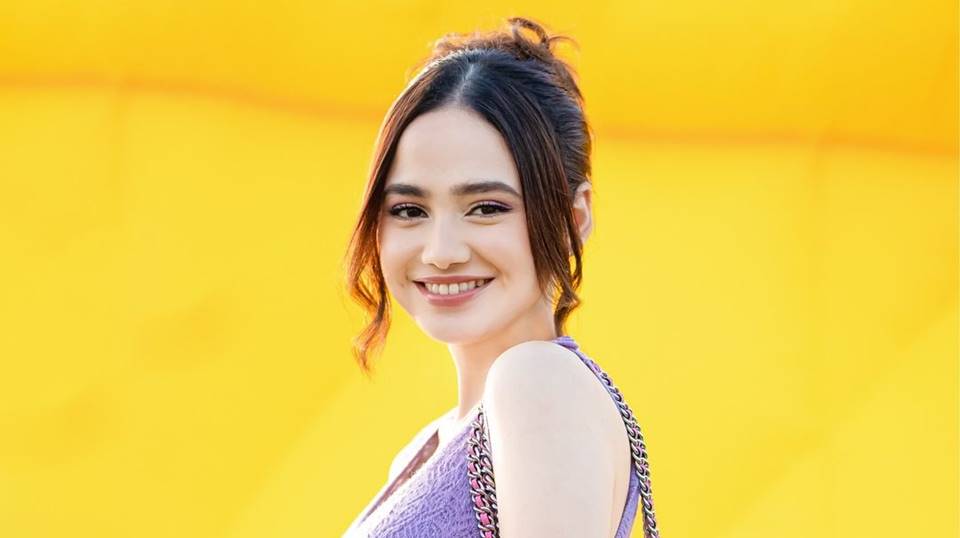 Jadi Gosip Sama El Rumi, Syifa Hadju Bawa Tas Chanel Rp108 Juta di Nikahan Thariq-Aaliyah