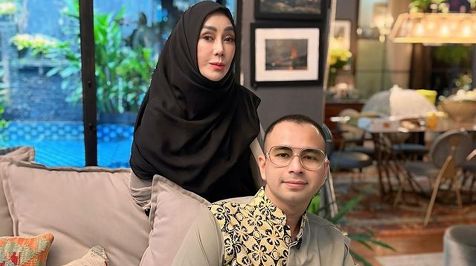 Mama Amy Sempat Tolak Datang ke Acara Pelantikan Raffi Ahmad, Kenapa?