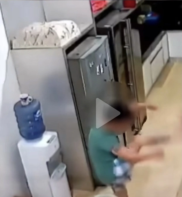 Anak Majikan Di Sunter Tendang Art [Tiktok]