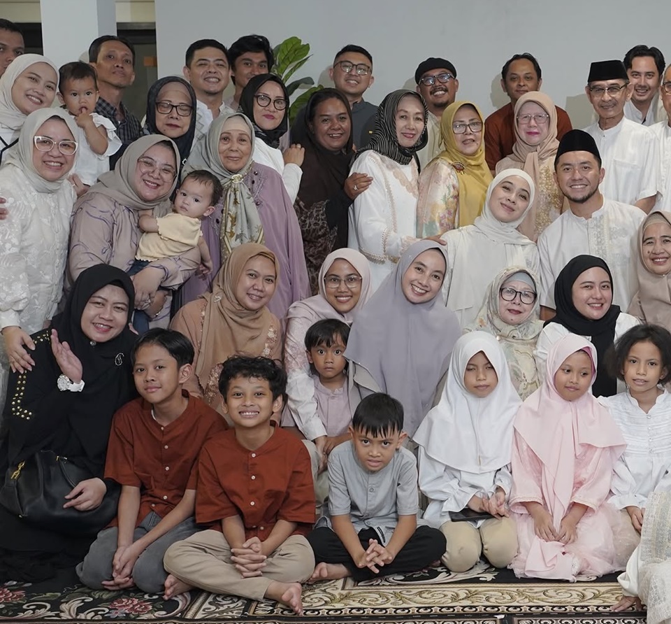 Ananda Omesh dan Dian Ayu Lestari Pamitan Jelang Berangkat Haji [Instagram]