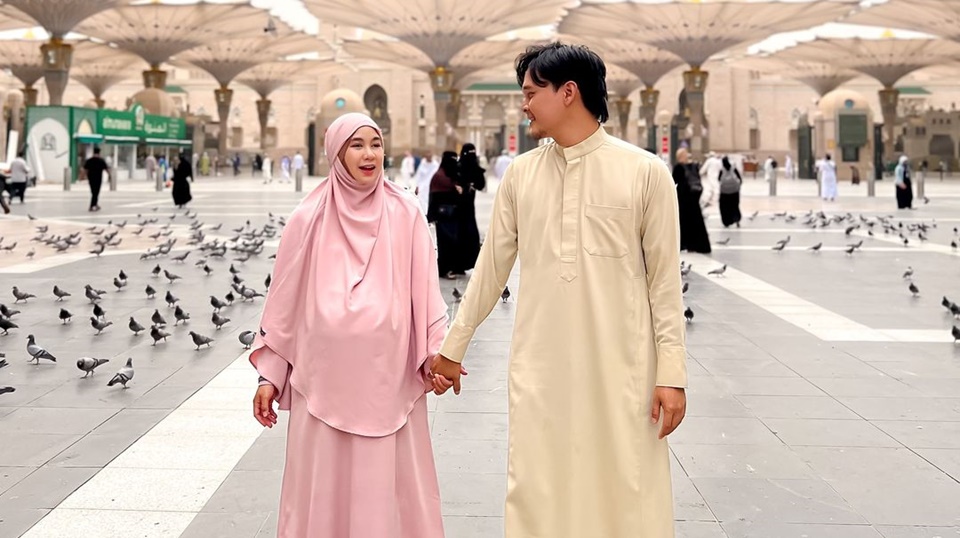 Anisa Rahma Melahirkan Anak Ketiga, Intip 5 Potret Haru saat Persalinan