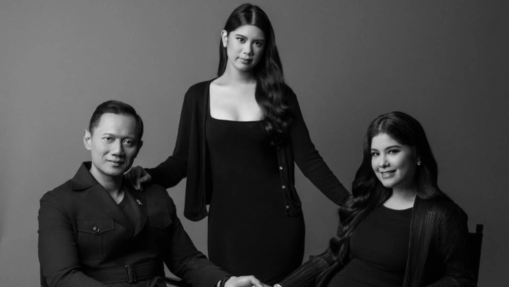 Annisa Pohan dan AHY akhirynya memberikan adik untuk anak Aira. [Instagram]