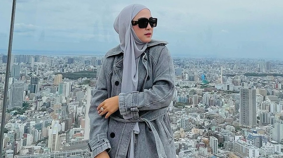 Pernah Dialami April Jasmine, Simak Cara Atasi PCOS Secara Alami