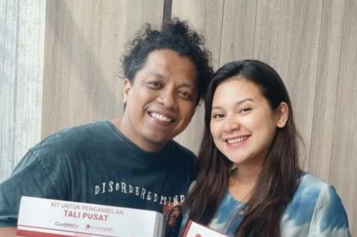 Arie Kriting Dan Indah Permatasari [sumber: Instagram Indahpermatas]