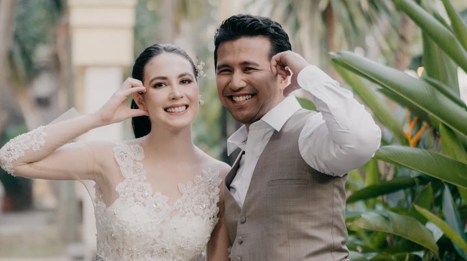 Arumi Bachsin dan Emil Dardak