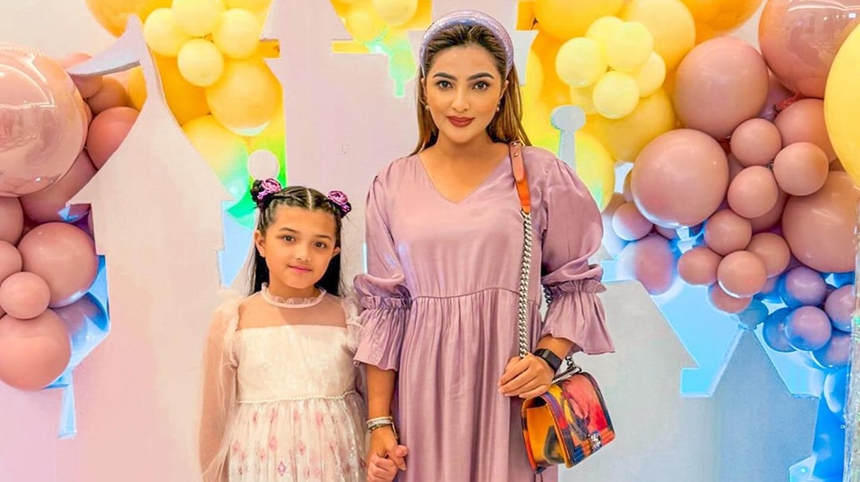 Mudah Dibuat di Rumah, Ini Ramuan Herbal Anak Demam Ala Ashanty