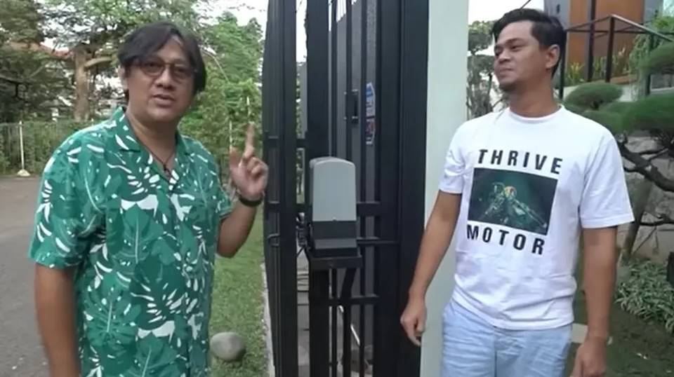 Surya Insomnia Ngakak Ceritakan Kejahilan Andre Taulany, Ade Rai Sampai Terseret