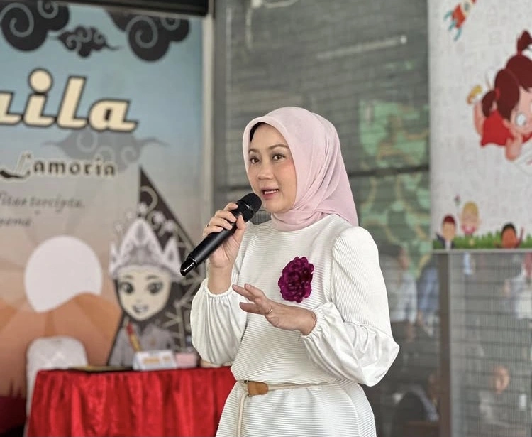 Atalia Pratatya Saat Memberi Pengarahan Di Lapas Perempuan Kelas Ii Bandung [Instagram]