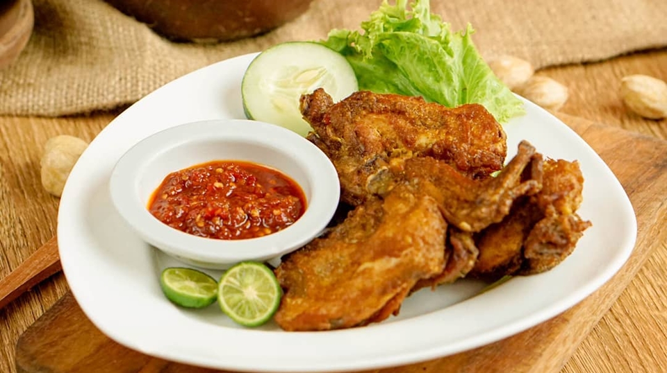 Ayam Goreng Asli Pemuda asal Surabaya Sudah Buka di Jakarta!