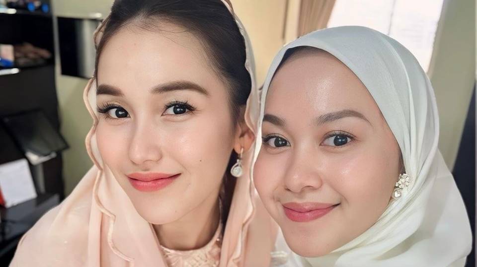 Ayu Ting Ting Anti Jaim Lebaran di Rumah Camer, Asyik TikTok-an Bareng Calon Adik Ipar