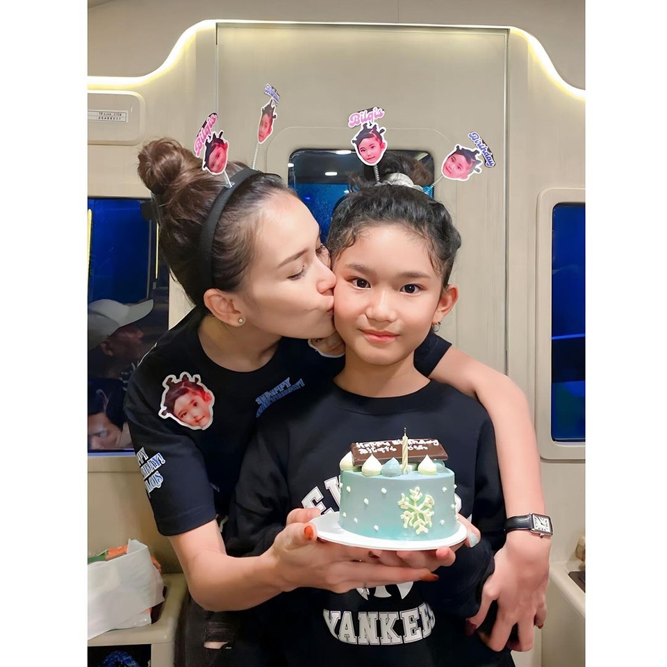 Belajar dari Ayu Ting Ting, Simak 5 Tanda dan Ciri Anda Temukan Calon Ayah Sambung yang Baik