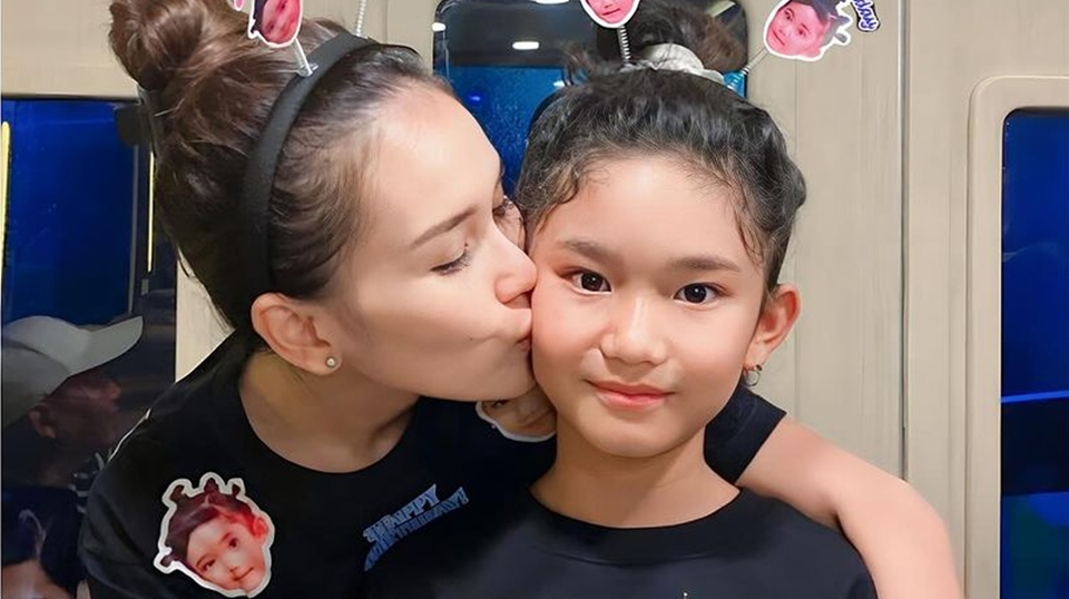 Bilqis Ulang Tahun ke-10, Ayu Ting Ting Tulis Pesan Haru