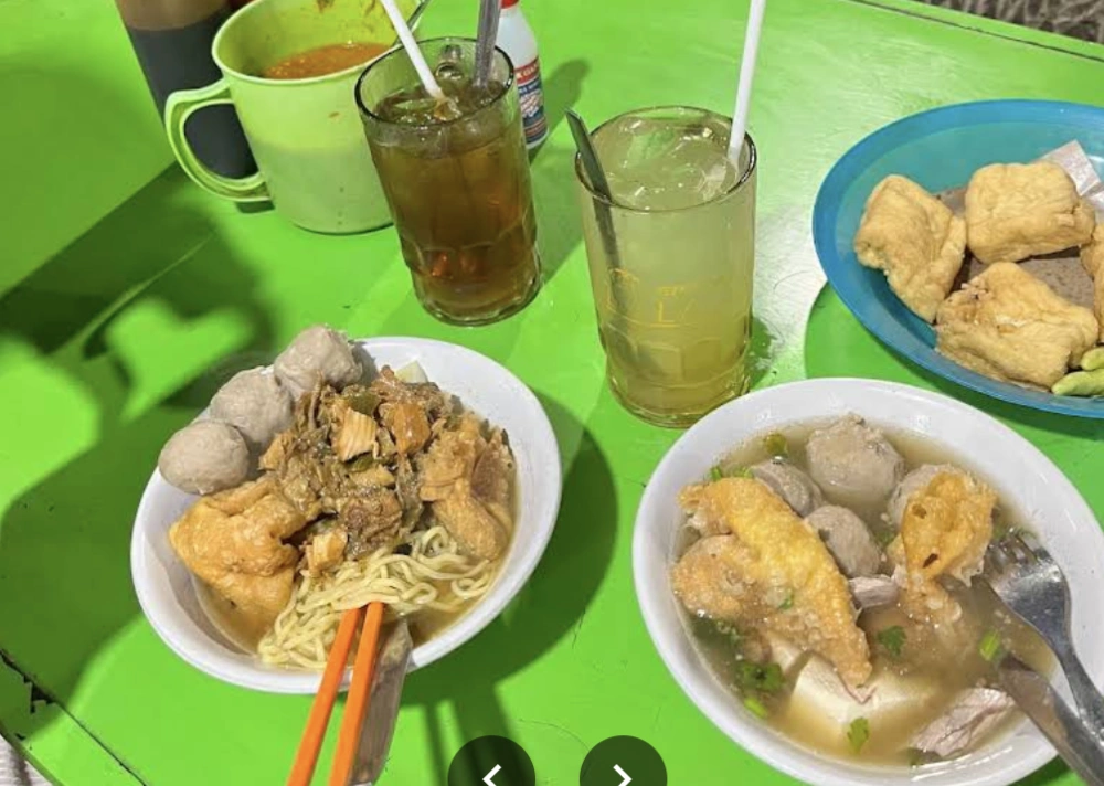Bakso Remaja Gading Non Halal. [Google Maps Review]