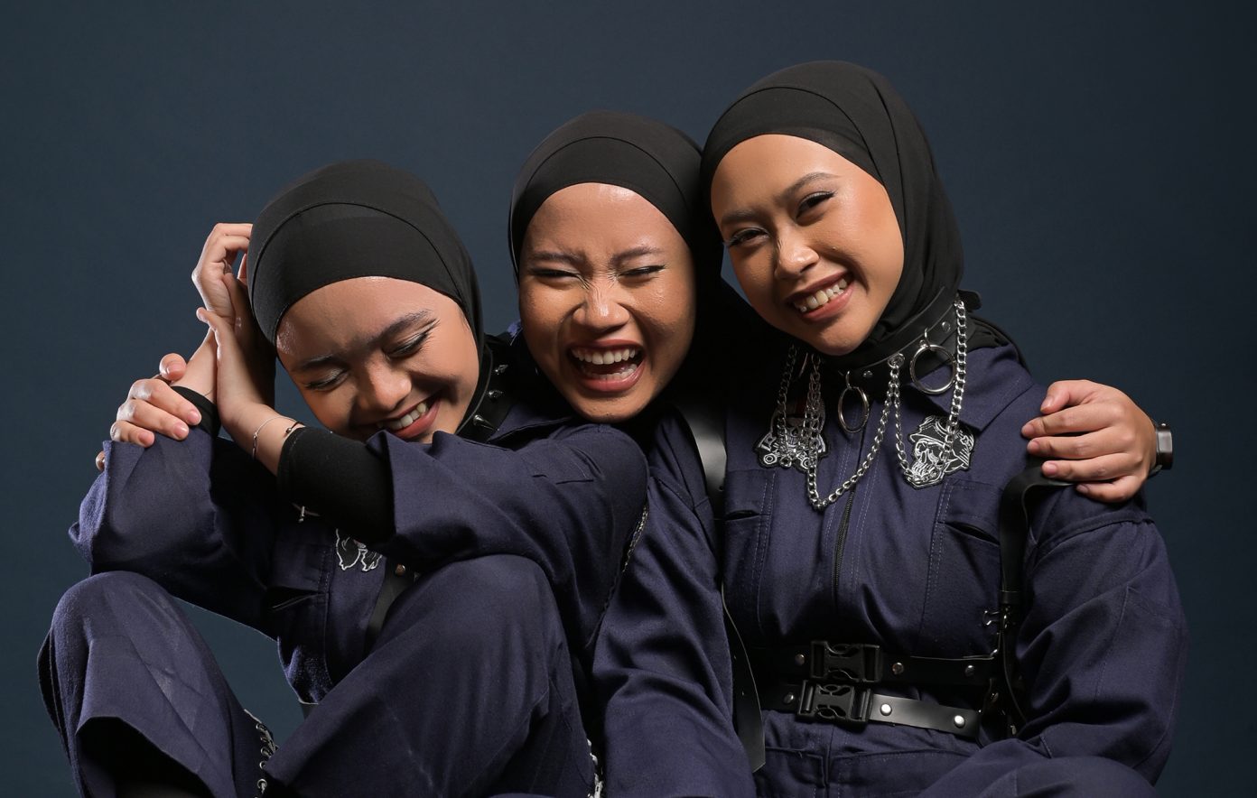 Band Metal Wanita Berhijab Asal Garut Sukses Masuk Daftar 30 Under 30 Forbes Asia Bareng Grup Kpop IVE