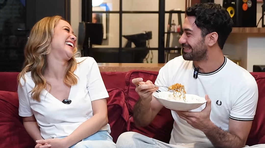 Bunga Citra Lestari Sempat Nunggu Dilamar Reza Rahadian